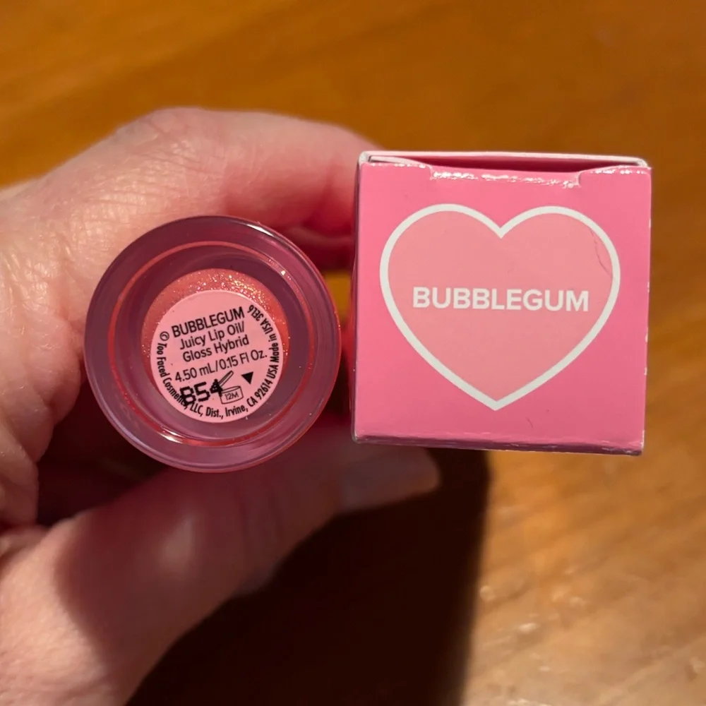 Too Faced Kissing Jelly Gloss Lipgloss Bubblegum